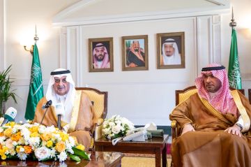 أمير تبوك وبحضور وزير البلديات يرعى حفل توقيع عقود خدمية وإسكانية واستثمارية