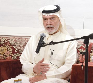اثنينية الذييب تستضيف رئيس التحرير في أمسية بعنوان: معادلة الردع السعودية.. لا تصعيد ولكن لا تهاون اثنينية الذييب تستضيف رئيس التحرير في أمسية بعنوان: معادلة الردع السعودية.. لا تصعيد ولكن لا تهاون