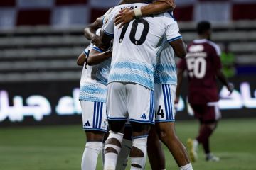 في دوري روشن.. نيوم يعبر الفيصلي بثنائية