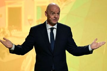 الاتحاد الإنجليزي يسحب دعمه لرئيس الفيفا الاتحاد الإنجليزي يسحب دعمه لرئيس الفيفا