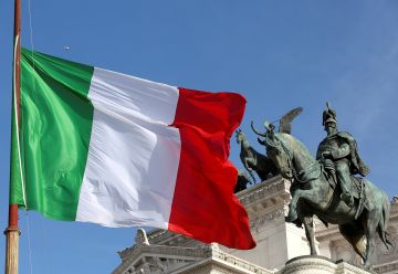 تمديد إغلاق مطار كاتانيا الإيطالي تمديد إغلاق مطار كاتانيا الإيطالي