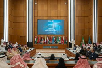 تخريج الدفعة الأولى من الدبلوم التنفيذي لأمن الطيران تخريج الدفعة الأولى من الدبلوم التنفيذي لأمن الطيران