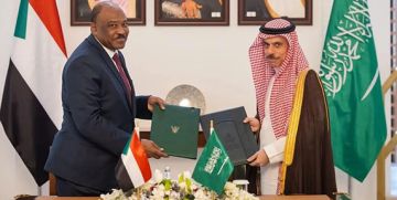 فيصل بن فرحان ومحيي الدين سالم يبحثان التعاون والمستجدات.. توقيع وثيقة إنشاء مجلس التنسيق السعودي السوداني