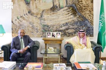 نائب وزير الخارجية يستقبل سفير جمهورية السودان لدى المملكة نائب وزير الخارجية يستقبل سفير جمهورية السودان لدى المملكة