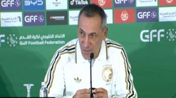 دونيس: ما حدث من مصعب الجوير لا يمكن أن يجعله يلعب معنا.. فيديو دونيس: ما حدث من مصعب الجوير لا يمكن أن يجعله يلعب معنا.. فيديو