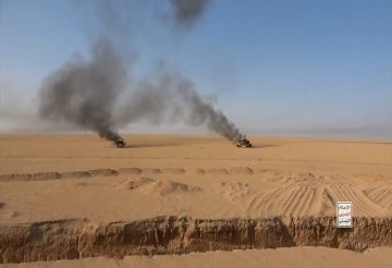 اليمن.. الحوثيون ينشرون لقطات لاستهداف وتدمير آليات عسكرية (فيديو) اليمن.. الحوثيون ينشرون لقطات لاستهداف وتدمير آليات عسكرية (فيديو)
