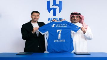 مارتينيلي هلاليا لـ4 أعوام.. فيديو مارتينيلي هلاليا لـ4 أعوام.. فيديو