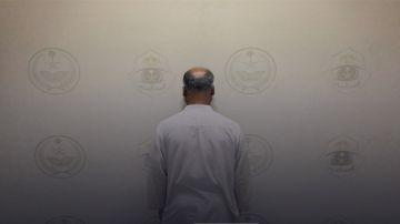 ضبط مقيم بالمدينة المنورة لممارسته التسول ضبط مقيم بالمدينة المنورة لممارسته التسول