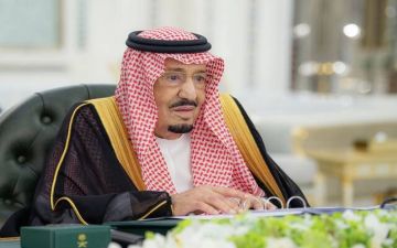 مجلس الوزراء يصدر 6 قرارات في اجتماعه الأسبوعي برئاسة خادم الحرمين الشريفين مجلس الوزراء يصدر 6 قرارات في اجتماعه الأسبوعي برئاسة خادم الحرمين الشريفين