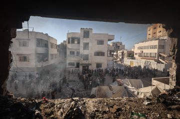 مقتل عائلة كاملة في قصف إسرائيلي على غزة مقتل عائلة كاملة في قصف إسرائيلي على غزة