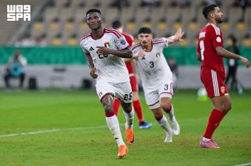 المنتخب الإماراتي يتغلّب على البحرين ويتأهل إلى نصف نهائي كأس الخليج العربي 