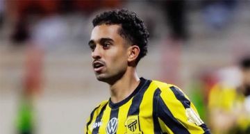 مع اقترابه من الفترة الحرة.. الاتحاد يسعى لتجديد عقد الغامدي