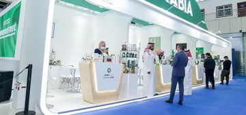 توسيع مجالات التعاون بين القطاعين العام والخاص.. السعودية ضيف شرف في معرض الصين للاستثمار والتجارة توسيع مجالات التعاون بين القطاعين العام والخاص.. السعودية ضيف شرف في معرض الصين للاستثمار والتجارة
