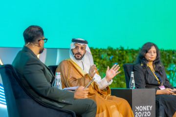 الرئيس التنفيذي للأكاديمية المالية: الذكاء الاصطناعي والرقمنة يعيدان تشكيل مهارات العاملين في القطاع المالي الرئيس التنفيذي للأكاديمية المالية: الذكاء الاصطناعي والرقمنة يعيدان تشكيل مهارات العاملين في القطاع المالي