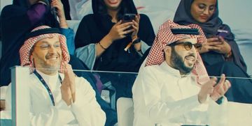 آل الشيخ يعلن بدء النسخة السابعة في 21 أكتوبر المقبل.. موسم الرياض ينطلق بـ 10 أسابيع من الفعاليات العالمية آل الشيخ يعلن بدء النسخة السابعة في 21 أكتوبر المقبل.. موسم الرياض ينطلق بـ 10 أسابيع من الفعاليات العالمية
