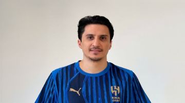 نواف التمياط يباشر عمله في الهلال بشكل رسمي نواف التمياط يباشر عمله في الهلال بشكل رسمي
