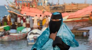يمنيون بعد الفرار إلى جيبوتي: لم تبق لنا بيوت حتى نعود إليها يمنيون بعد الفرار إلى جيبوتي: لم تبق لنا بيوت حتى نعود إليها