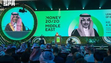فتح المجال أمام نماذج أعمال وتقنيات مالية جديدة.. الجدعان: المملكة تتجه نحو بناء قطاع مالي أكثر عمقا وتنافسية فتح المجال أمام نماذج أعمال وتقنيات مالية جديدة.. الجدعان: المملكة تتجه نحو بناء قطاع مالي أكثر عمقا وتنافسية