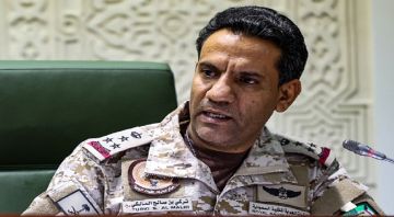 التحالف: إصابة 13 مدنيا وتضرر منازل ومركبات في هجمات حوثية استهدفت مدنا سعودية التحالف: إصابة 13 مدنيا وتضرر منازل ومركبات في هجمات حوثية استهدفت مدنا سعودية