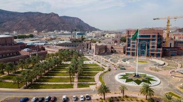 جامعة طيبة تدرب طلابها على تقنيات الروبوتات والطائرات ذاتية القيادة جامعة طيبة تدرب طلابها على تقنيات الروبوتات والطائرات ذاتية القيادة