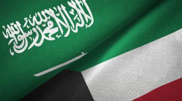 الكويت تدين محاولة استهداف مكة المكرمة بطائرة مسيرة الكويت تدين محاولة استهداف مكة المكرمة بطائرة مسيرة