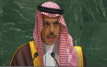 نيابة عن ولي العهد.. وزير الخارجية يصل الهند لترؤس وفد المملكة في بريكس نيابة عن ولي العهد.. وزير الخارجية يصل الهند لترؤس وفد المملكة في بريكس