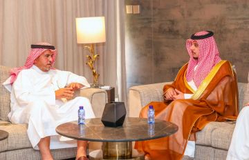 أمين حائل يبحث مستجدات مدينة النخيل أمين حائل يبحث مستجدات مدينة النخيل