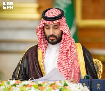 مجلس الوزراء: ميليشيا الحوثي ارتكبت عدوانا آثما على أعيان مدنية واقتصادية مجلس الوزراء: ميليشيا الحوثي ارتكبت عدوانا آثما على أعيان مدنية واقتصادية
