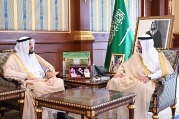 نائب أمير المدينة يستعرض جهود تطوير القطاع الوقفي نائب أمير المدينة يستعرض جهود تطوير القطاع الوقفي