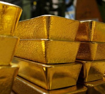 انخفاض أسعار الذهب إلى أدنى مستوى في أكثر من شهر انخفاض أسعار الذهب إلى أدنى مستوى في أكثر من شهر