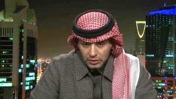 أحمد الفهيد: أسعار تذاكر كأس الخليج مبالغ فيها والبطولة ودية.. فيديو أحمد الفهيد: أسعار تذاكر كأس الخليج مبالغ فيها والبطولة ودية.. فيديو