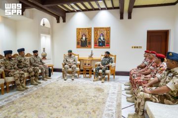 التحالف الإسلامي العسكري لمحاربة الإرهاب وعمان يبحثان بناء شراكة نوعية في محاربة الإرهاب والأمن البحري التحالف الإسلامي العسكري لمحاربة الإرهاب وعمان يبحثان بناء شراكة نوعية في محاربة الإرهاب والأمن البحري