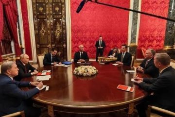 بوتين يجتمع بالمبعوثين الأمريكيين لمناقشة الحرب بأوكرانيا بوتين يجتمع بالمبعوثين الأمريكيين لمناقشة الحرب بأوكرانيا