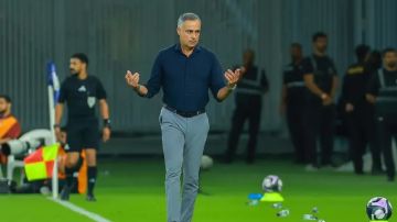 إيقاف غوميز مدرب الخليج وتغريمه
