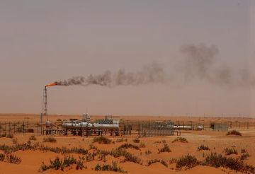 السعودية: استهداف خط أنابيب شرق-غرب وإيقافه احترازيا السعودية: استهداف خط أنابيب شرق-غرب وإيقافه احترازيا