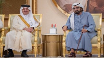 أمير المنطقة الشرقية ينقل تعازي القيادة في وفاة الشيخ أحمد بن راشد آل مكتوم.. صور أمير المنطقة الشرقية ينقل تعازي القيادة في وفاة الشيخ أحمد بن راشد آل مكتوم.. صور