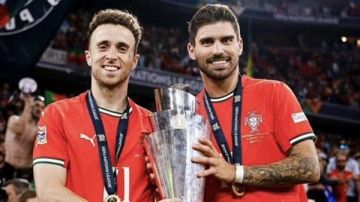 بعد استفزاز نيفيز بهتاف جوتا.. رونالدو يطالب بـ