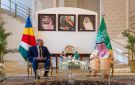 وزير الخارجية يستقبل نائب رئيس جمهورية سيشل