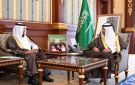 نائب أمير المدينة يطلع على أعمال وبرامج إرشاد 