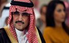 الأمير الوليد يتفاعل مع المواطنين خلال جولة بالدراجة في الرياض.. فيديو