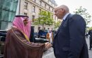 وزير الخارجية يلتقي رئيس المجموعة البرلمانية للدول العربية وعددا من أعضاء البرلمان الألماني