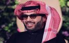 آل الشيخ يعلن إقامة نزال تاريخي يجمع فيوري وجوشوا