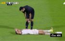 ضربة لمنتخب مصر ونادي الرياض.. تريزيغيه يغادر مباراة الخليج باكيا (فيديو)