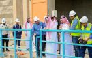 ناصر بن جلوي يطلع على المشروعات التطويرية في سد وادي جازان