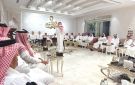 المنيع.. يروي مسيرته في إثنينية الذييب