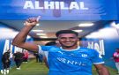 الهلال يسطع ويرتقي للصدارة