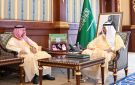 نائب أمير المدينة يطلع على جهود مجمع الملك فهد