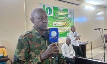 والي الخرطوم يثمن دور المعلم واساهمه في استقرار الدراسة