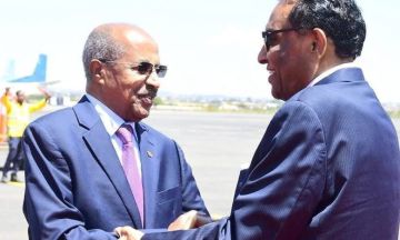 رئيس الوزراء الدكتور كامل إدريس يصل أسمرا