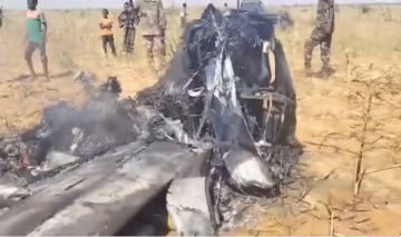 الدفاعات الجوية تسقط مسيرة إستراتيجية للمليشيا بمدينة الأبيض الدفاعات الجوية تسقط مسيرة إستراتيجية للمليشيا بمدينة الأبيض